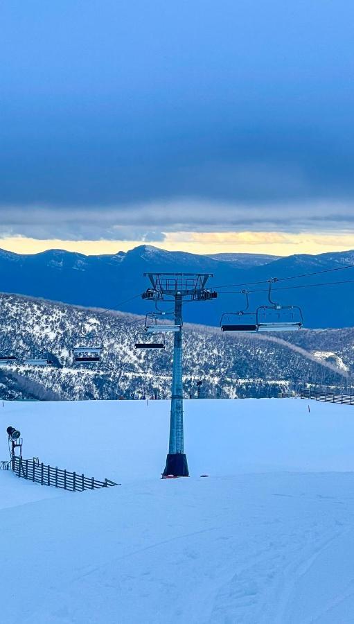 Ajax Ski Club Hotell Mount Buller Exteriör bild