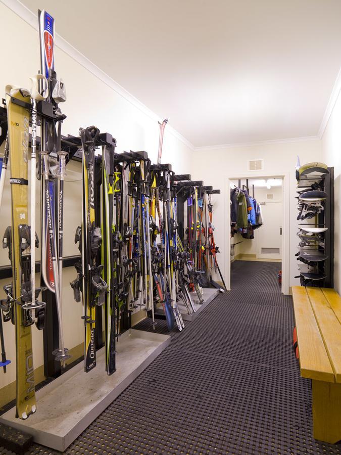 Ajax Ski Club Hotell Mount Buller Exteriör bild